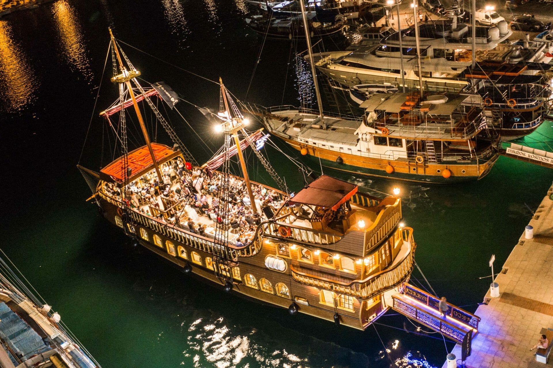Barco de pirata Tours boat